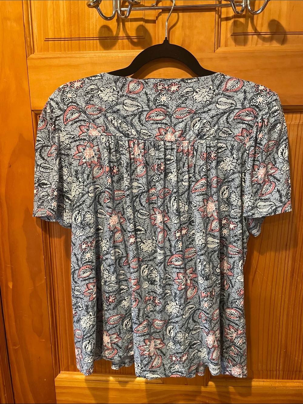 Lucky Brand Blue Floral Smocked Yoke Tunic with Pink Accents - Picture 6 of 7